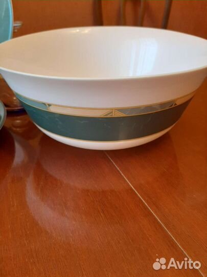 Набор столовой посуды тарелки