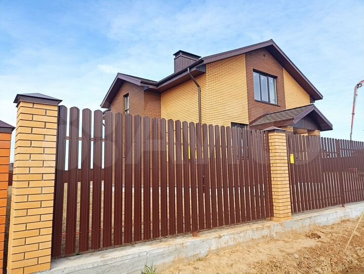 Коттедж 141,5 м² на участке 16 сот.