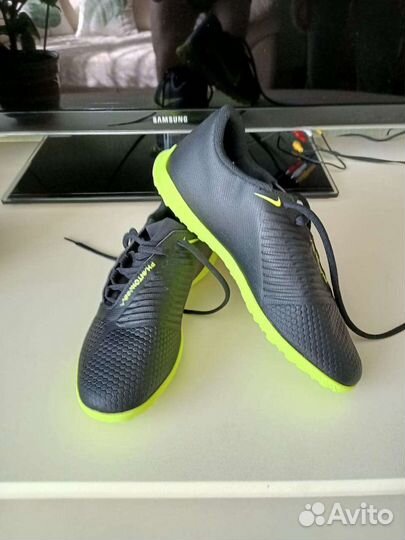 Футбольные бутсы 41 размер Nike