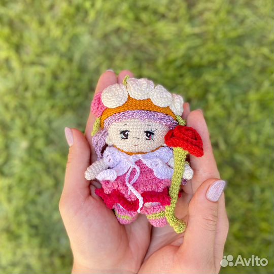 Маленькая куколка ручной работы