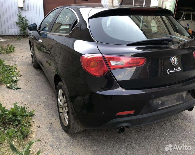 Alfa Romeo Giulietta 2011 г по запчастям