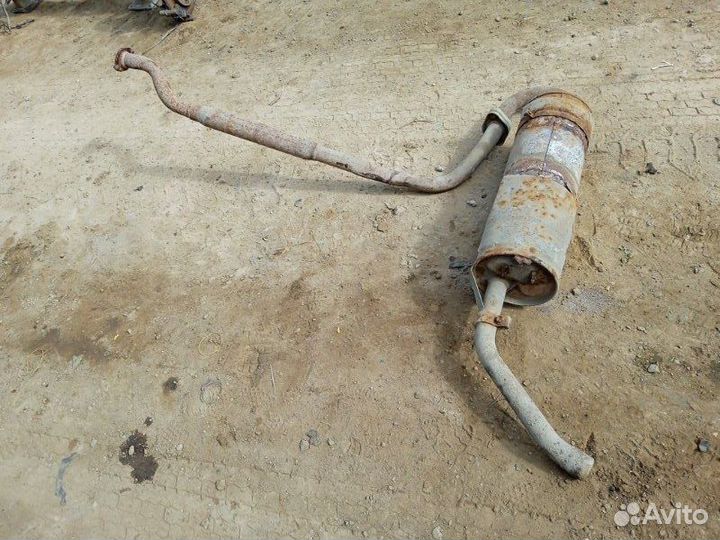 Глушитель задняя часть Toyota Rav4 XA10 2.0 1997