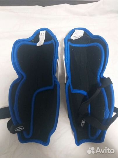 Хоккейные щитки ccm размер 13