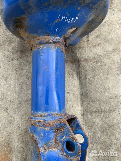 Стойка Чери Амулет