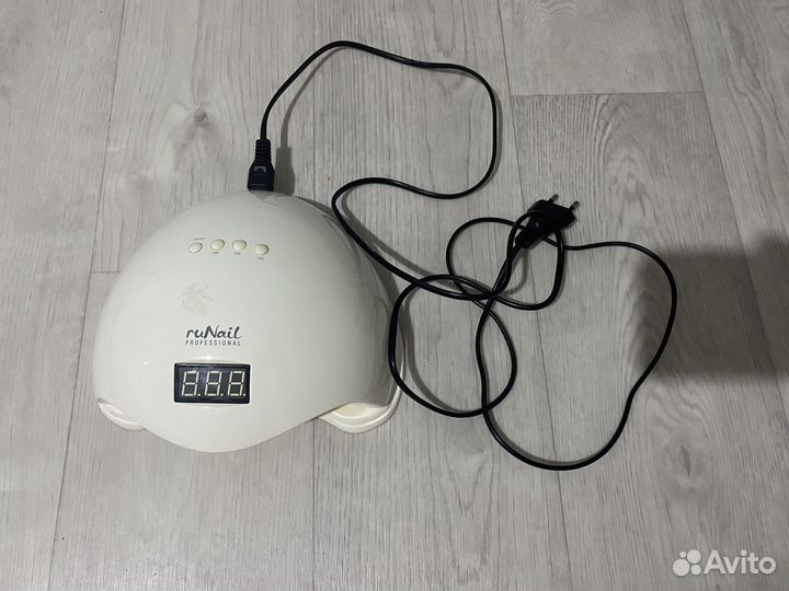 Лампа для маникюра