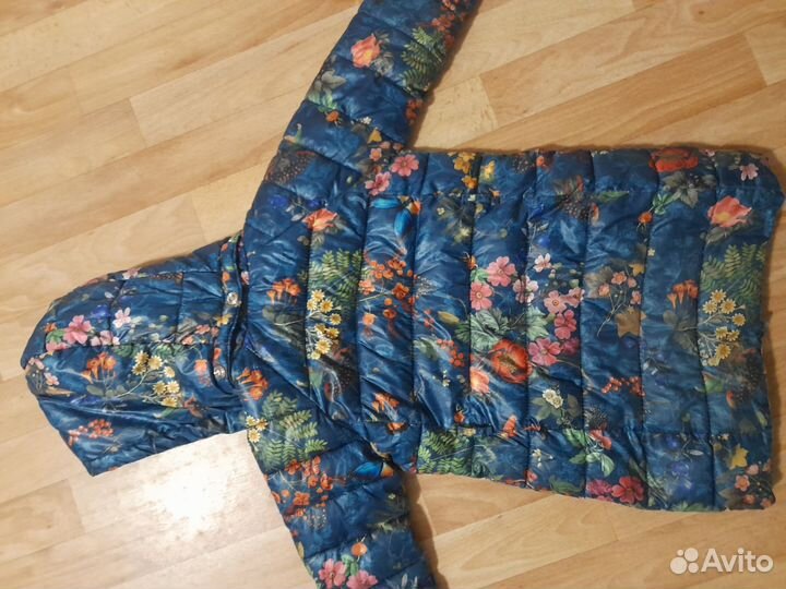 Куртка для девочки 116 см