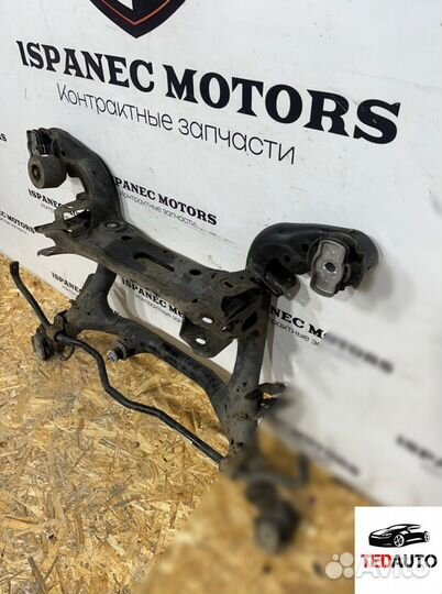 Балка подвески задняя, audi Q7 2016