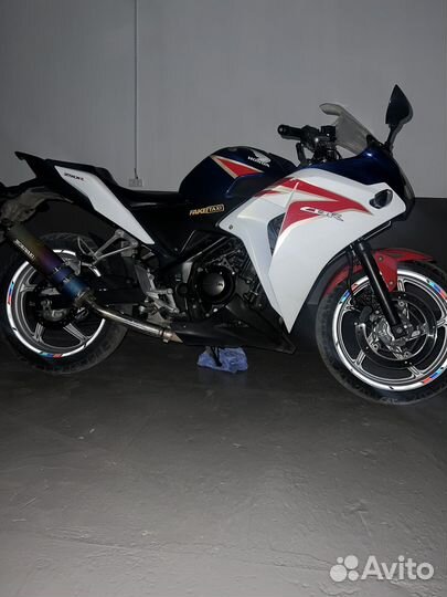 Honda cbr 250 r