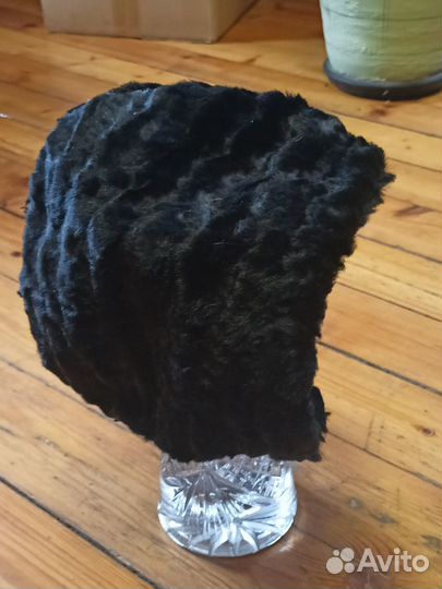 Винтажная меховая шапка