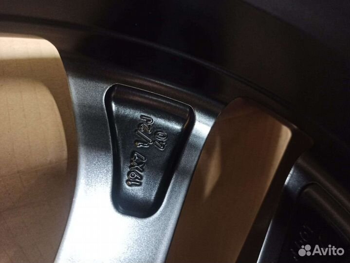 Диски toyota rav 4 r 19 оригинал