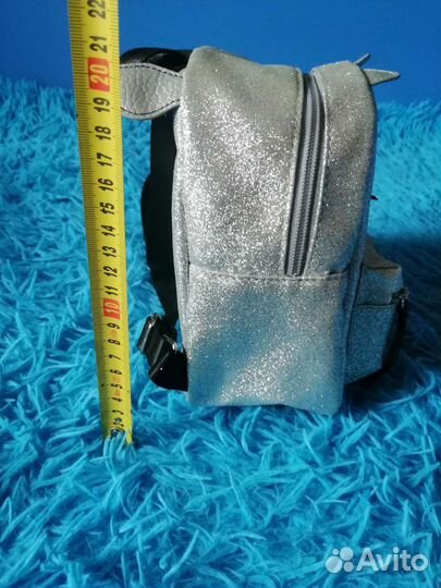 Рюкзак серебристый для девочки новый