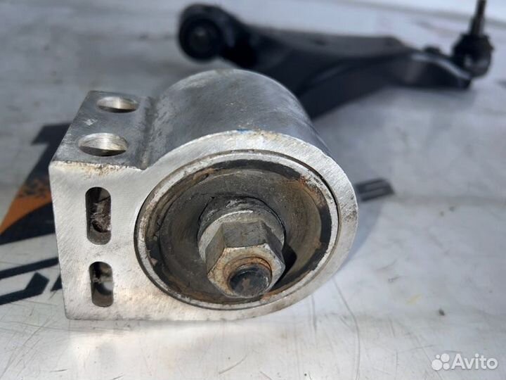 Рычаг передний правый Daewoo Winstorm С100 Z20S