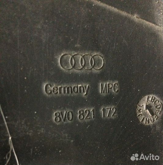 Подкрылок Audi A3 2012- 8V0821172