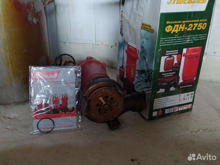 Дренажный фекальный насос