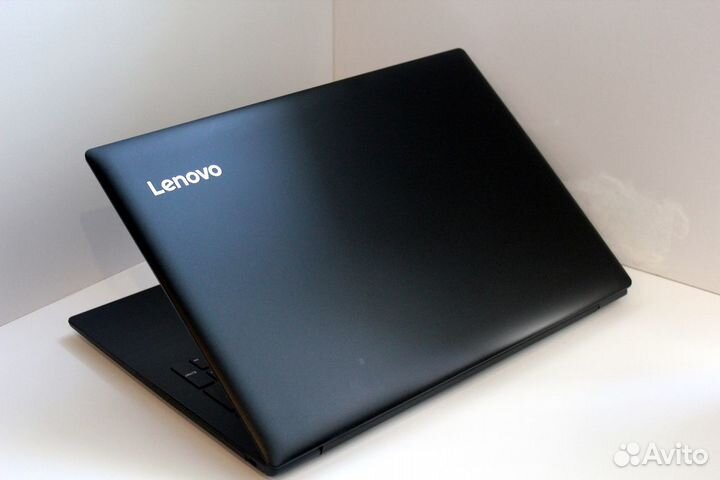 Ноутбук для работы и учебы Lenovo
