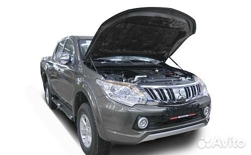 Амортизаторы(упоры) капота Pajero Sport