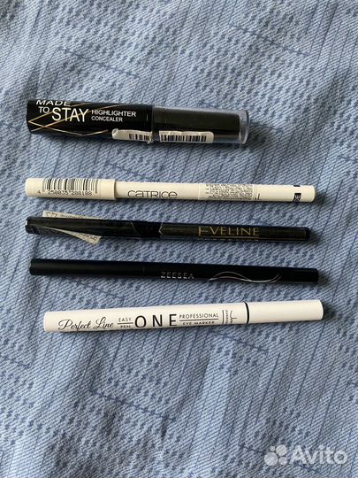 Карандаш для глаз