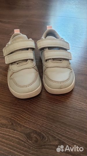 Кроссовки для девочки adidas