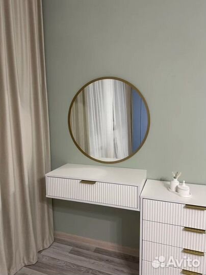 Зеркало с окантовкой для салона красоты