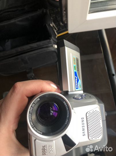 Видео камера samsung