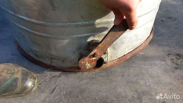 Инвентарь для содержания и разведения пчел