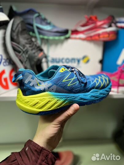 Беговые кроссовки brooks asics saucony