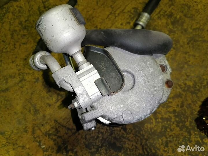 Компрессор кондиционера Mazda 6, Ford mondeo (4472