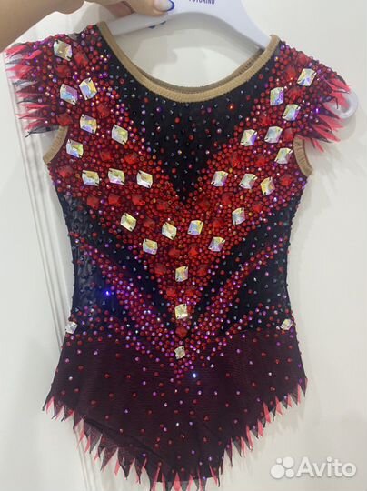 Купальник для художественной гимнастики на 7-8 лет