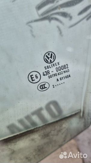Стекло двери переднее левое Volkswagen Passat B7