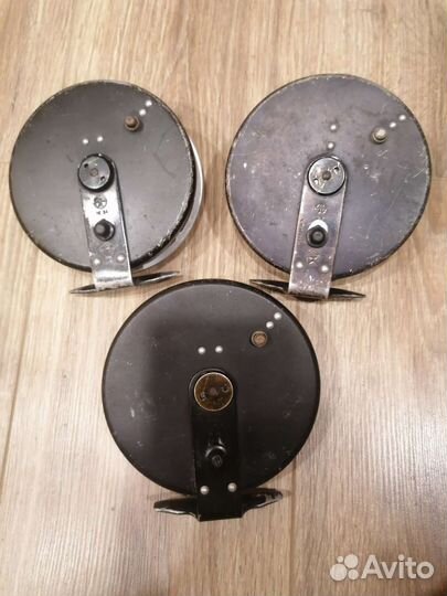 Катушка спининговая 