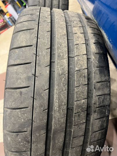 Michelin Pilot Super Sport 245/35 R19 и 265/35 R19 98Y