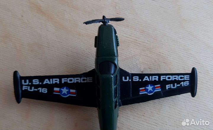 Модель самолета u. s. air force fu-16