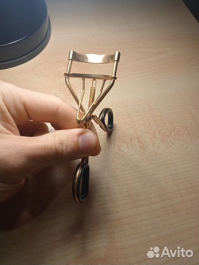 Щипцы для завивки ресниц (зажим для ресниц)