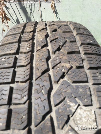 Kumho I'Zen RV Asymmetric 235/65 R17 98H