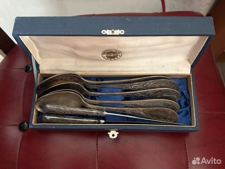 Набор ложек и ножей из мельхиора