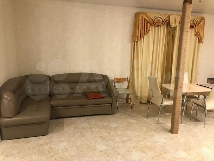 Коттедж 180 м² на участке 12 сот.