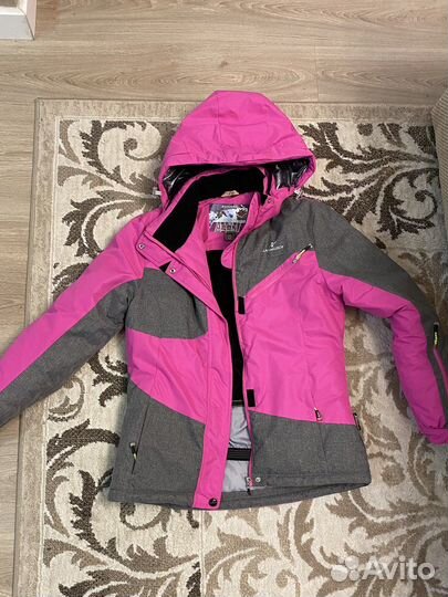 Костюм женский горнолыжный размер 44-46, (М)