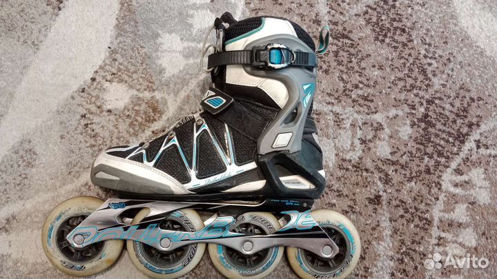 Роликовые коньки