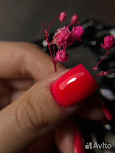 Маникюр с покрытием гель-лак