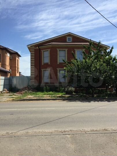 Дом 204 м² на участке 4 сот.