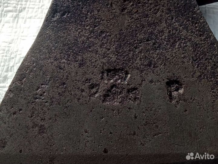 Топор зик, три кедра