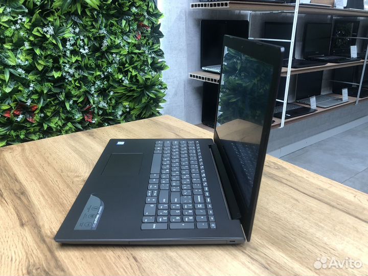 15.6 Lenovo/Core i3/8Gb/256Gb SSD