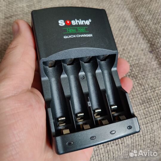 Зарядные устройства для AA/AAA аккумуляторов