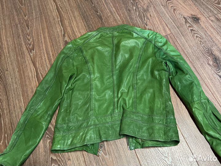 Куртка кожаная женская