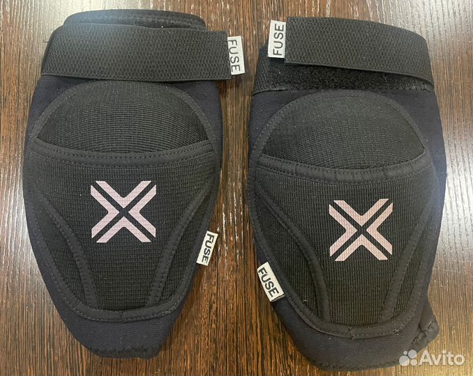 Защита локтя fuse Alpha