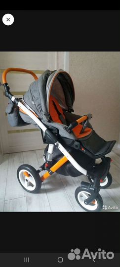 Прогулочная коляска