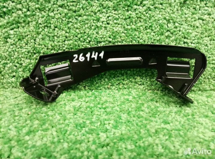 Кронштейн бампера Hyundai Accent 86584-1E000 правы