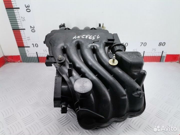 Коллектор впускной для Audi A3 8L 06A133203DR