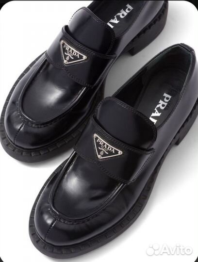 Лоферы Prada женские