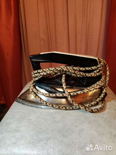 Утюг советский б/у